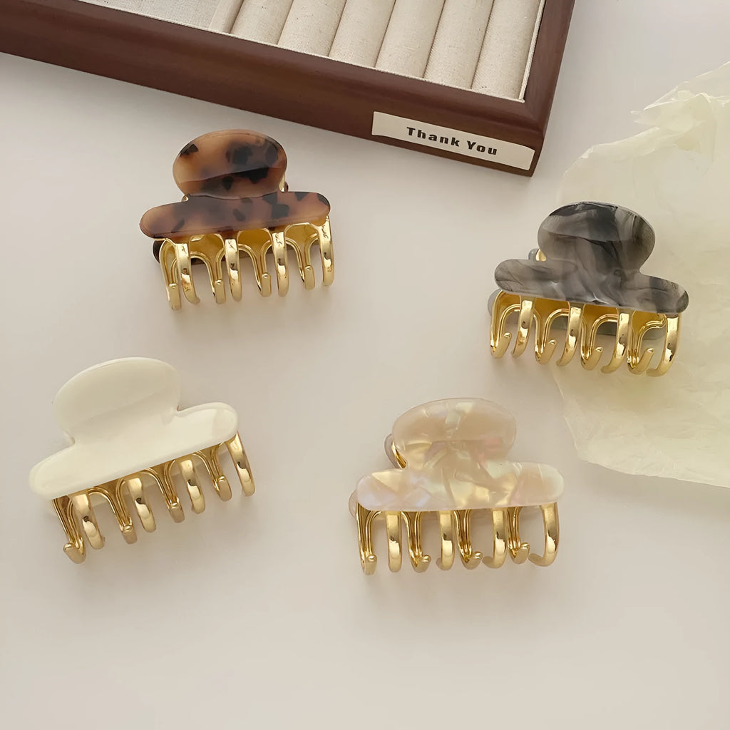 Metal grip hair barrettes in beige, white, ink colour and leopard print R08 options