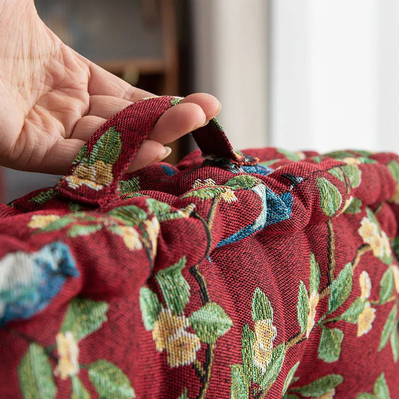 Square floral dining chair cushion for back and waist support, showing 40x40x8cm dimensions.