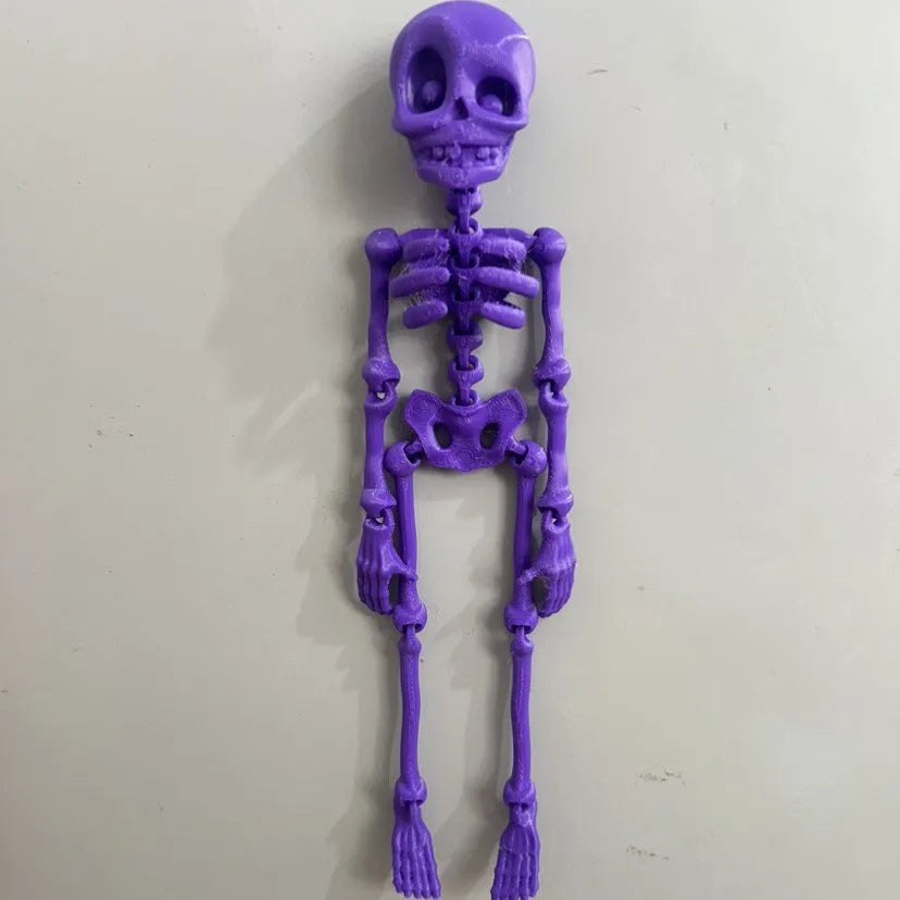 3D printed skull refrigerator magnet ornament in modern art style measuring 18cm high