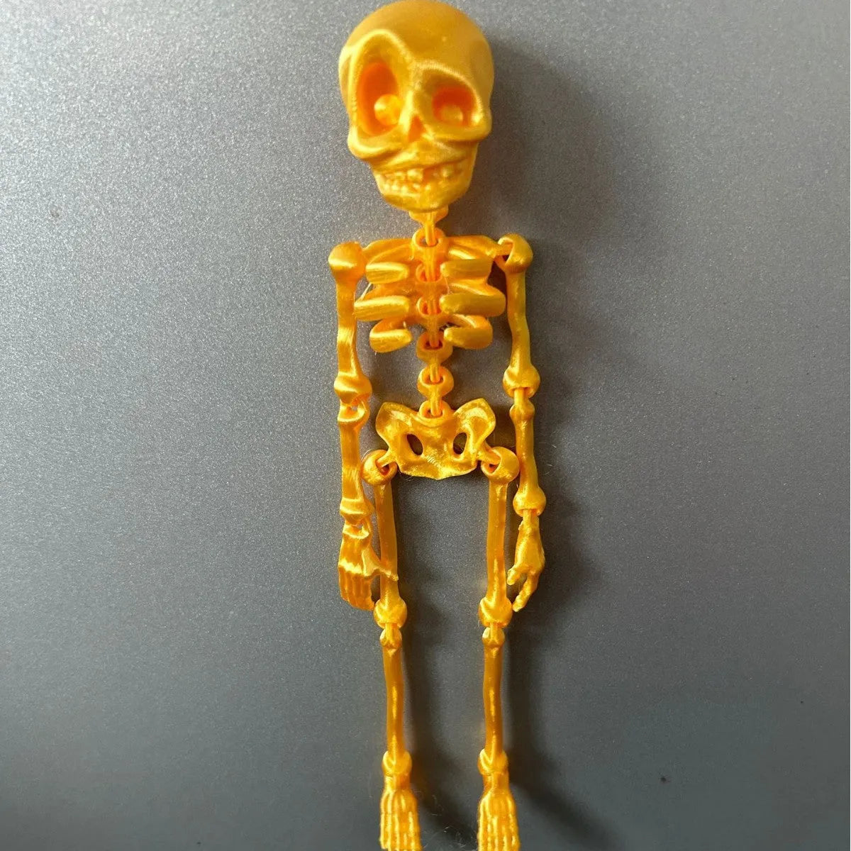 3D printed skull refrigerator magnet ornament in modern art style measuring 18cm high