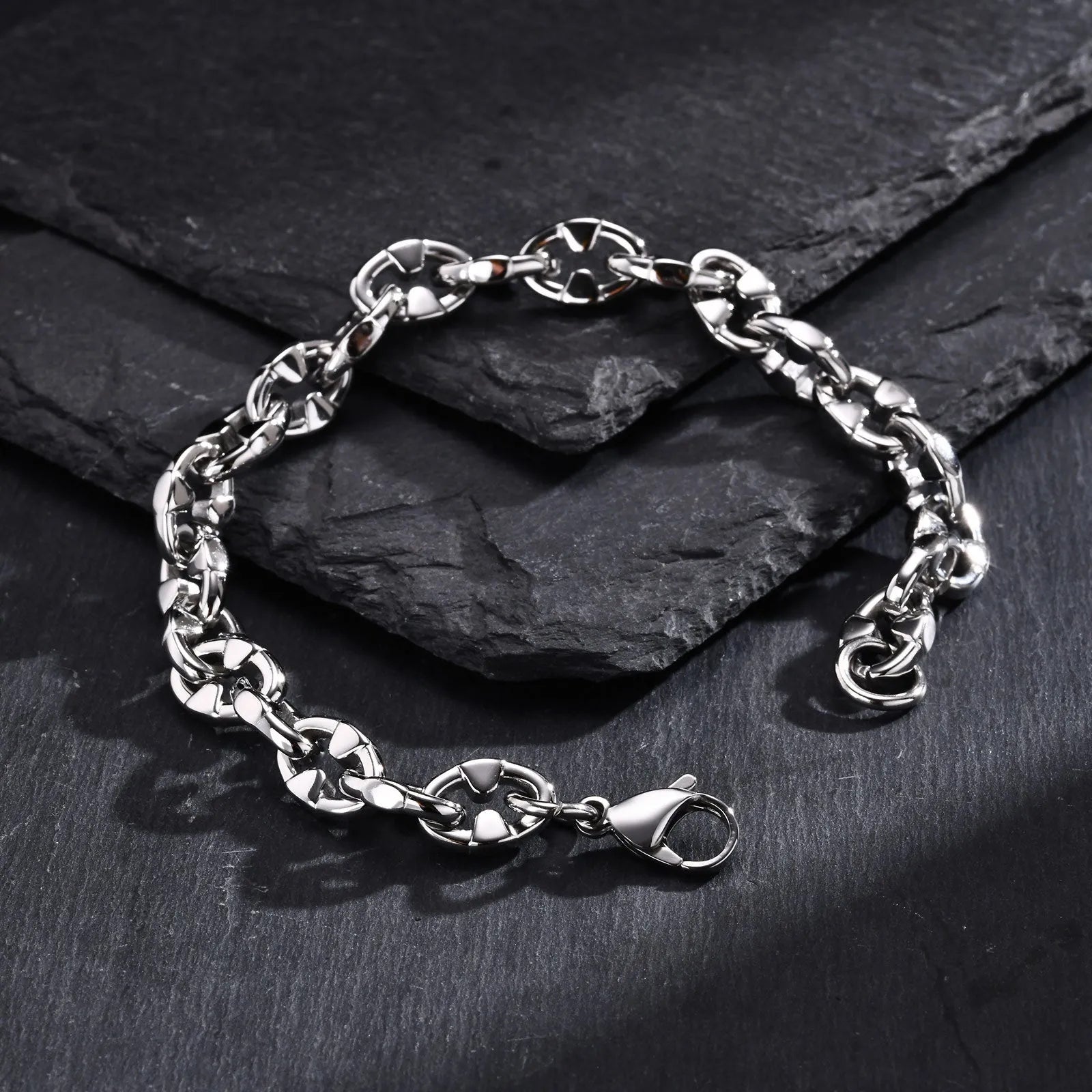 Handmade stainless steel geometric link chain bracelet in steel colour