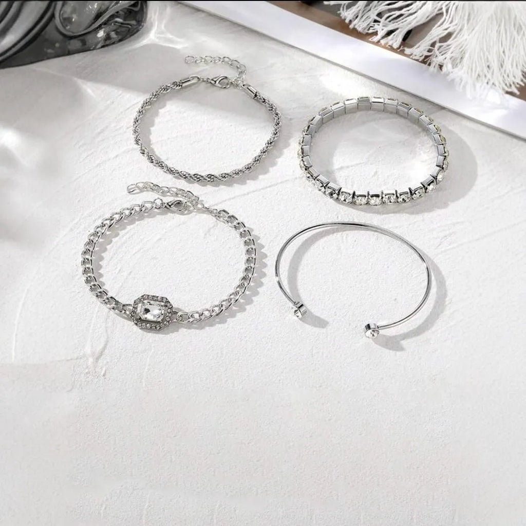Retro geometric square diamond metal chain bracelet 4-piece set in gold or silver colour