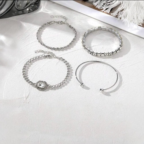 Retro geometric square diamond metal chain bracelet 4-piece set in gold or silver colour