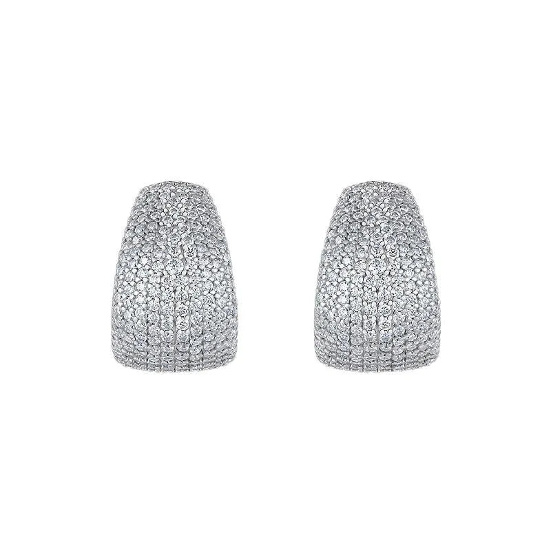 Geometric S925 sterling silver ear studs with d-e colour moissanite stones and alloy posts.