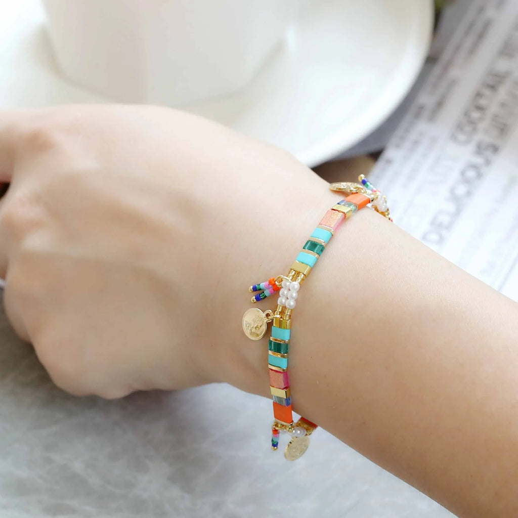 Women's glass coloured beaded bracelet with imitation pearl beads in European and American style