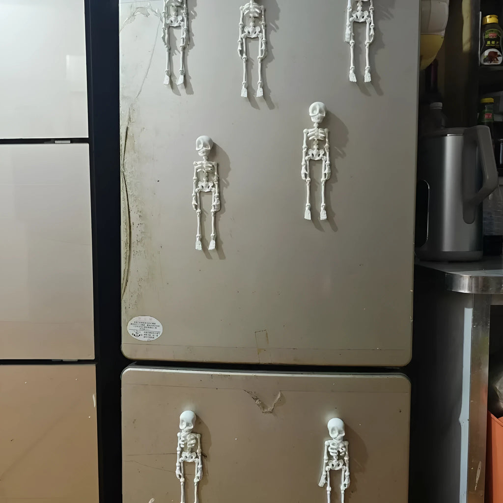 3D printed skull refrigerator magnet ornament in modern art style measuring 18cm high