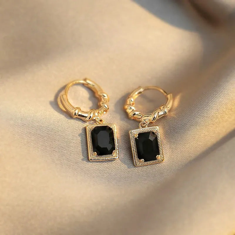 Black geometric quadrilateral copper earrings with zircon detailing and French court retro styling
