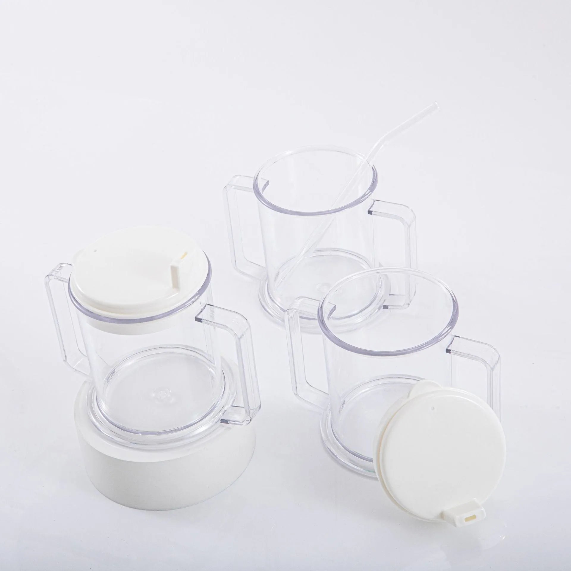 Transparent spill-proof drinking cup with modern design showing dimensions