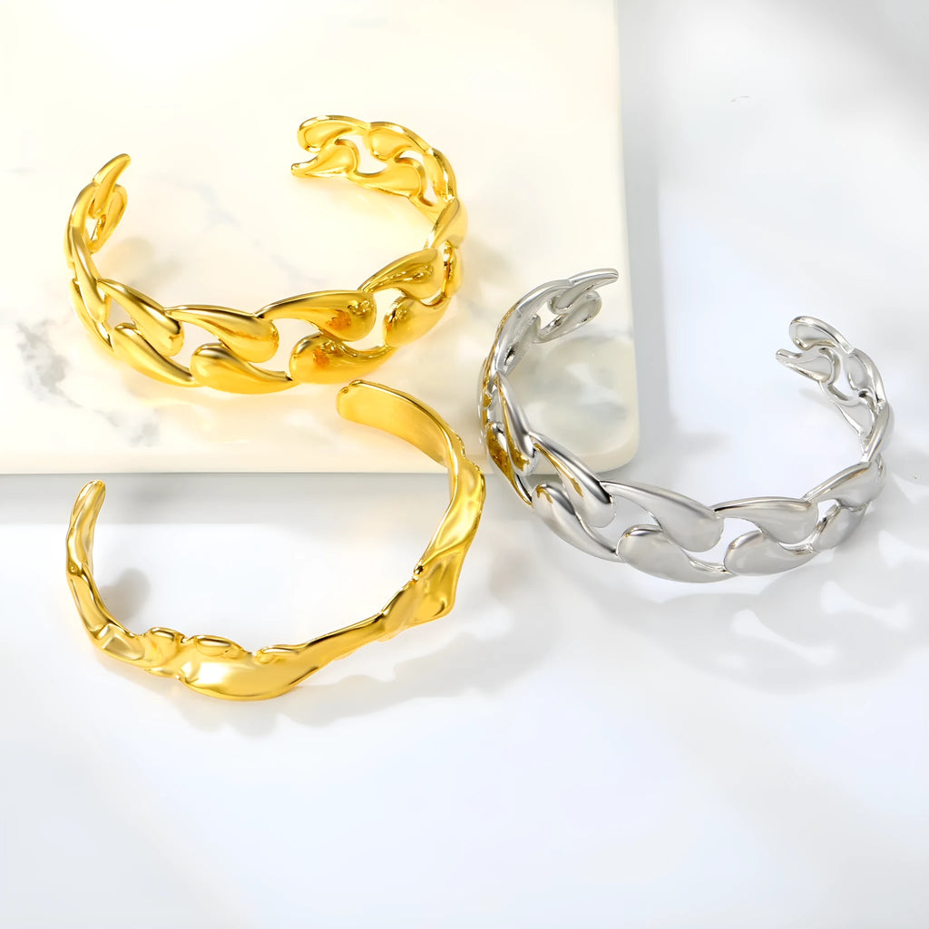 Stainless steel European design bracelet in BR927601S, BR927601G or BR927201G colour finish