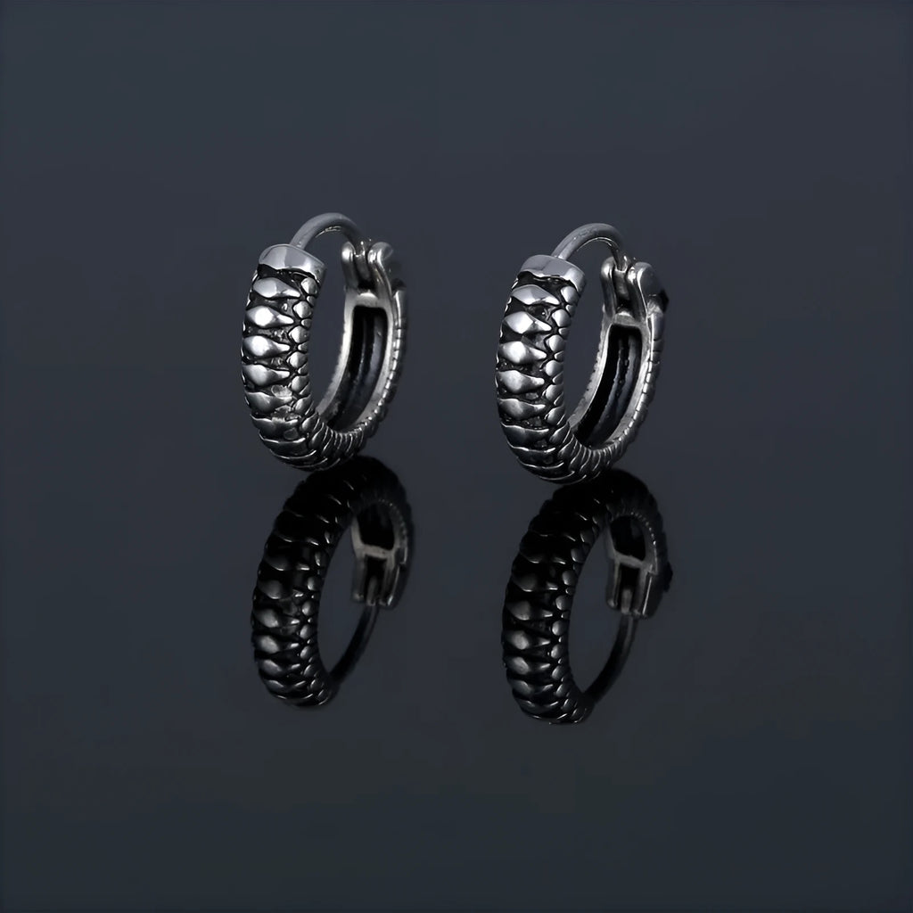 Geometric retro twist stainless steel earrings with stripe design in silver colour
