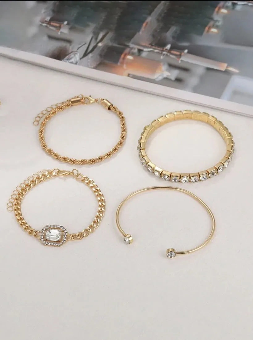 Retro geometric square diamond metal chain bracelet 4-piece set in gold or silver colour