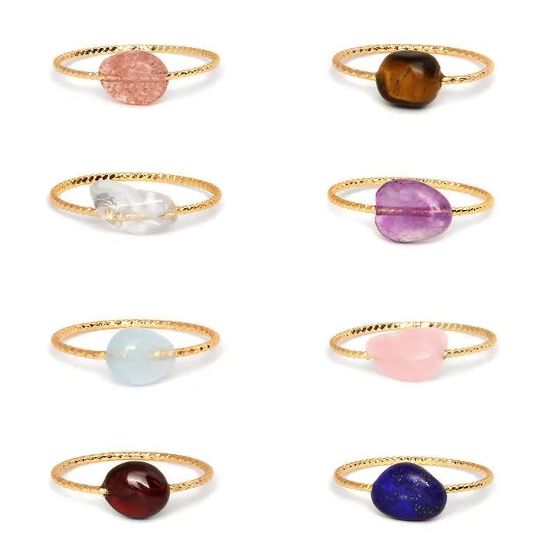 Geometric women's ring with a coloured agate stone in an original design.