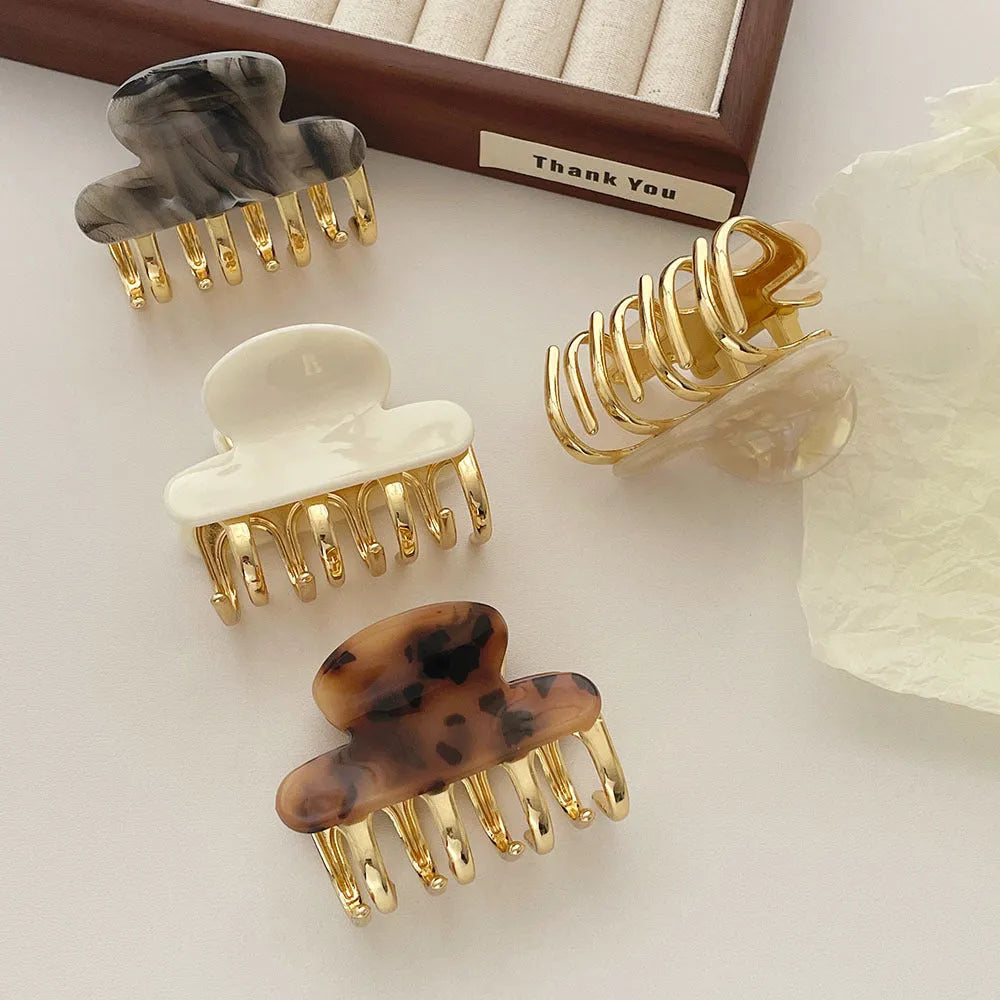 Metal grip hair barrettes in beige, white, ink colour and leopard print R08 options