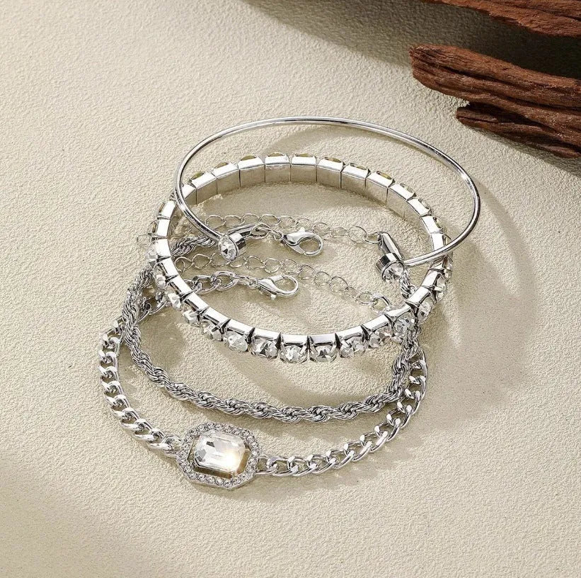 Retro geometric square diamond metal chain bracelet 4-piece set in gold or silver colour