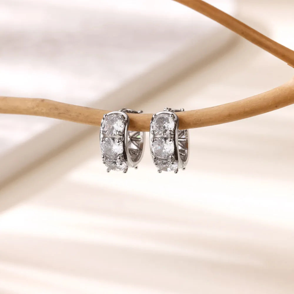 Women's U-shaped stainless steel clip earrings with zircon detailing in colour E5772P