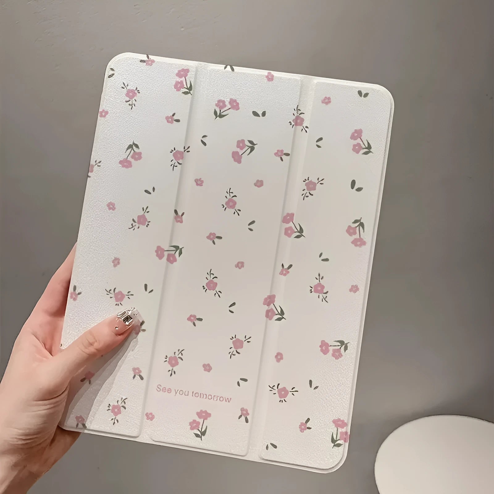 Transparent floral tri-fold tablet protective case for Apple iPad with magnetic closure