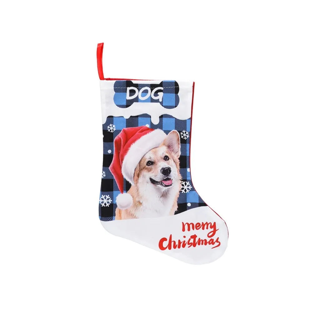 Printed cloth Christmas banner with plaid puppy and cat patterns measuring 26x36cm