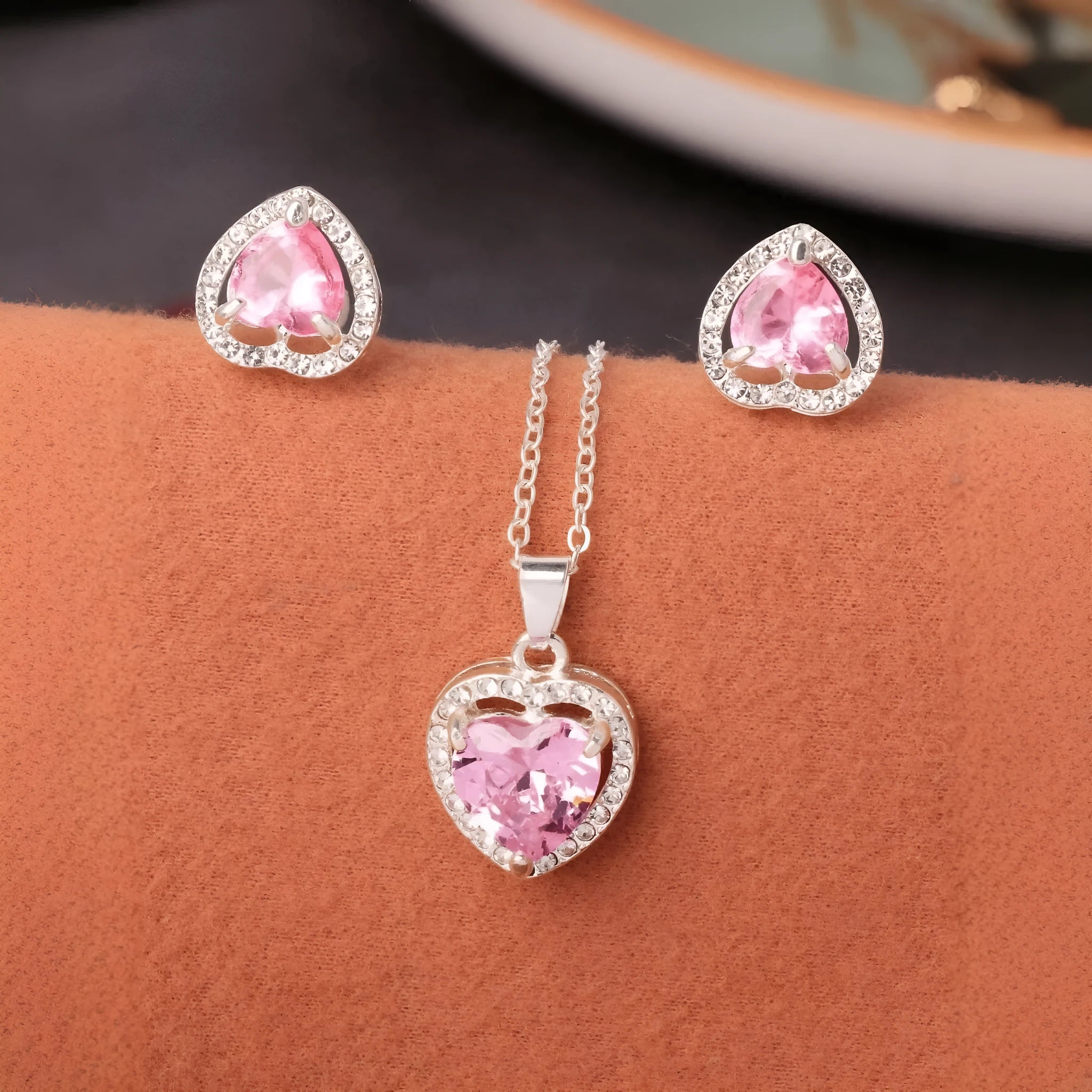 Pink crystal zircon heart-shaped pendant dangle drop earrings set on white background