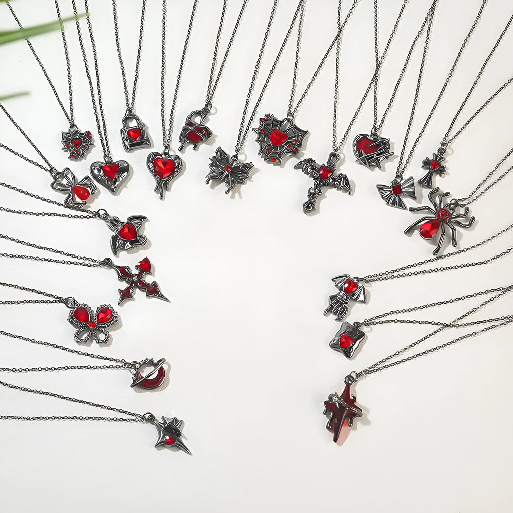 Dark Halloween necklace with spider bat pendant in zinc alloy with electroplated finish