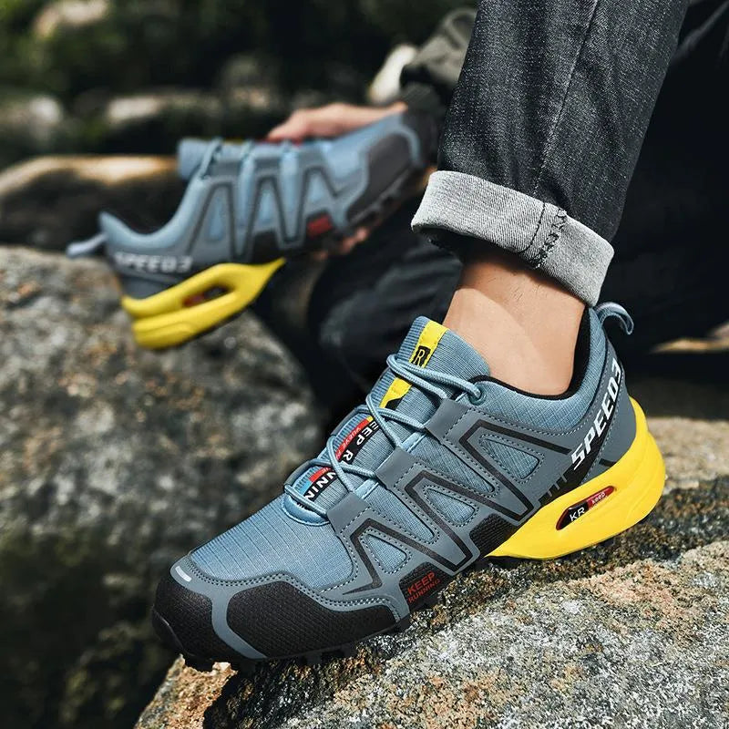 Men's outdoor casual lightweight breathable shoes, synthetic leather upper, low-top, flat heel, available in black red