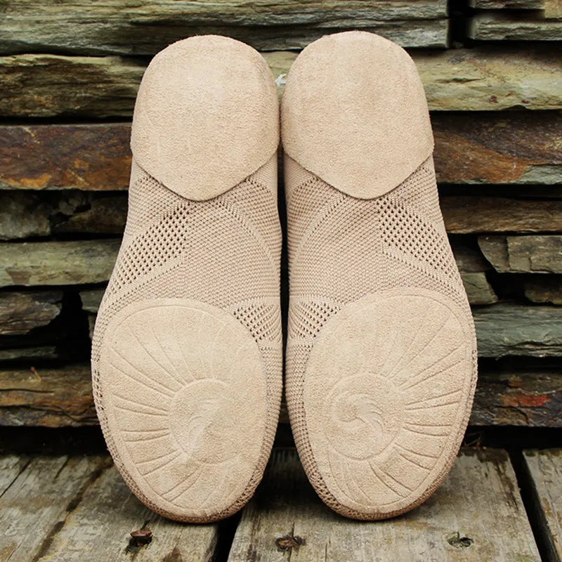 Camel-coloured Latin dance shoes with cotton mesh upper and leather sole in simple solid colour printing