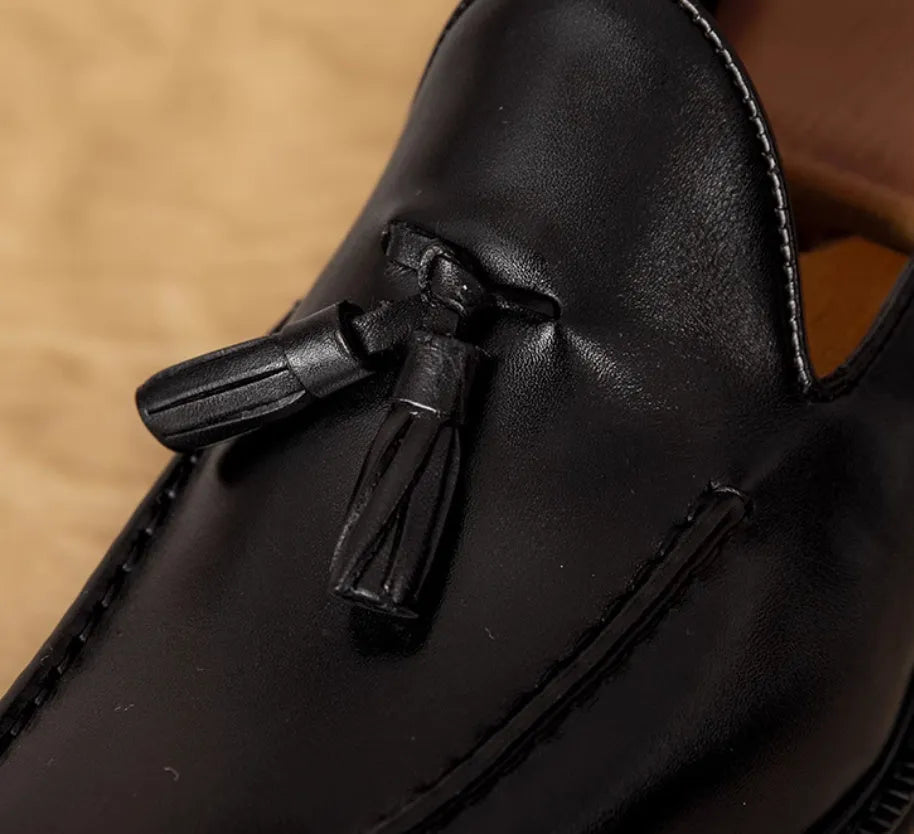 Men's black genuine leather loafers with fringed design and rubber soles