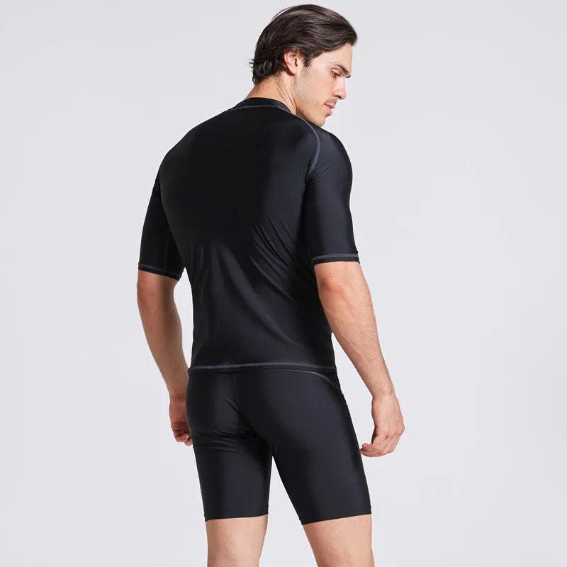 Men's quick-drying half sleeve swimsuit set in nylon fabric for water activities