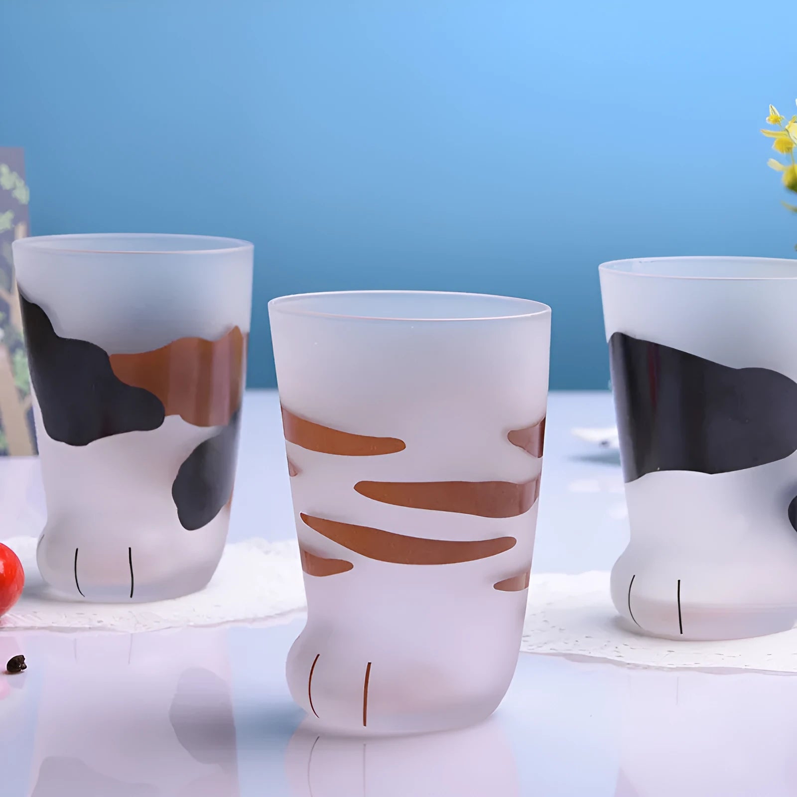 Creative cat paw glass mug 300ml frosted heat-resistant coffee cup with cat claw shape