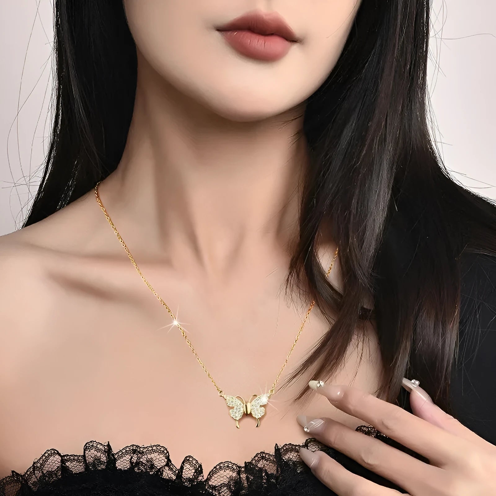 Women's gold magnetic snap butterfly necklace with twisted titanium steel clavicle chain