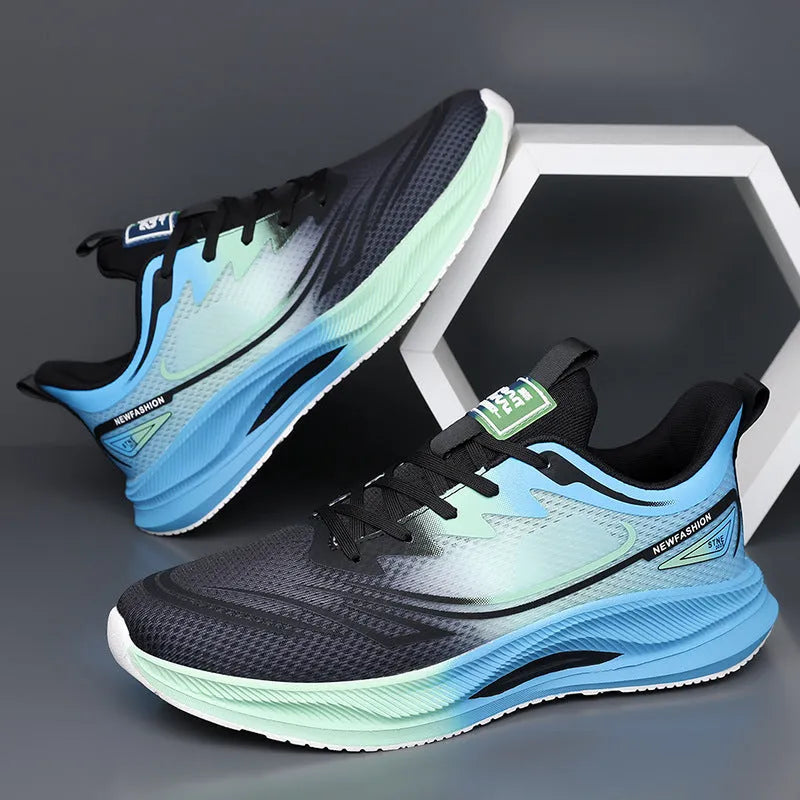 Men's low-top casual shoes in black with breathable mesh upper and rubber sole