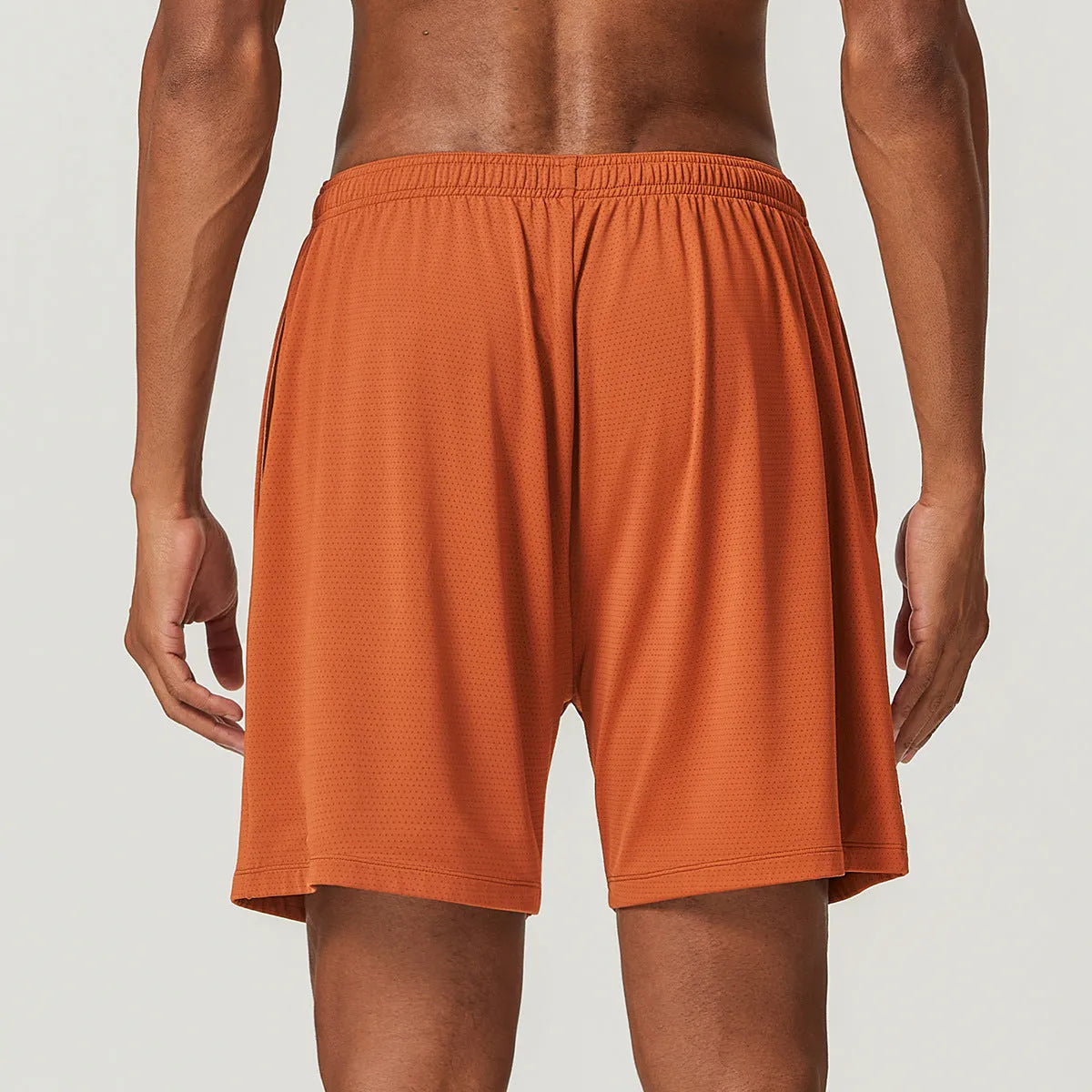 Men's quick-drying running shorts in seven colours with double-layer construction and moisture-wicking fabric