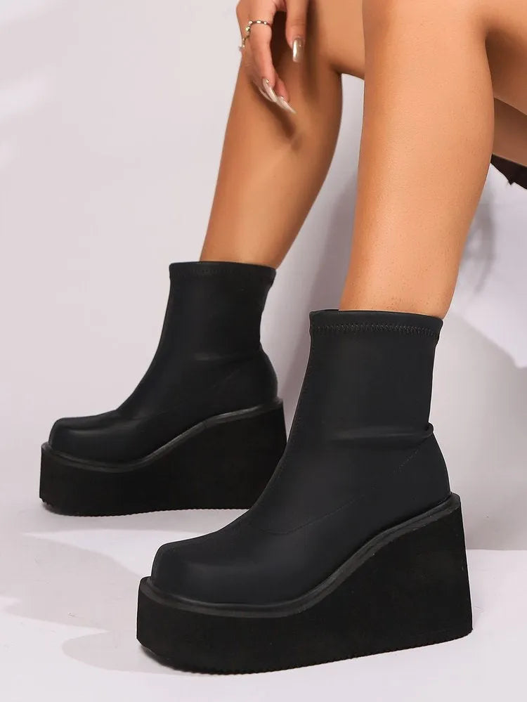 Plus size women's wedge heel ankle boots in artificial PU leather with waterproof platform