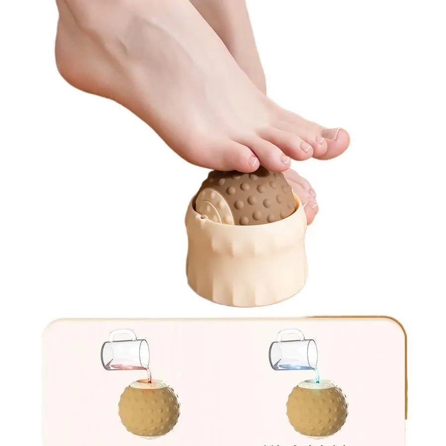 Massage ball set for cold and hot compress therapy in green and brown colour options