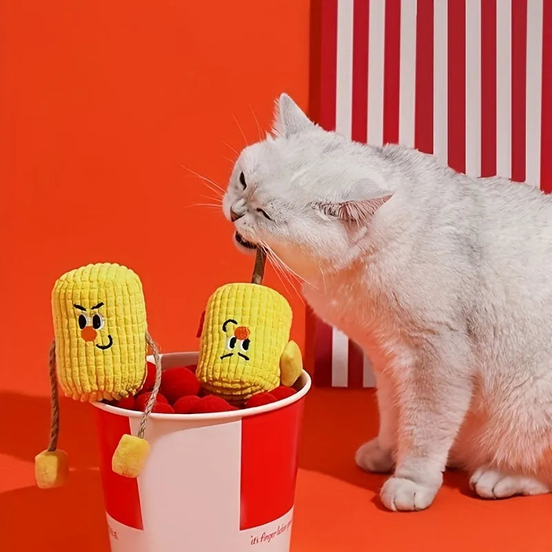 Natural corn cob cat chew toy, a light brown molar stick measuring 7cm by 6cm by 15cm.