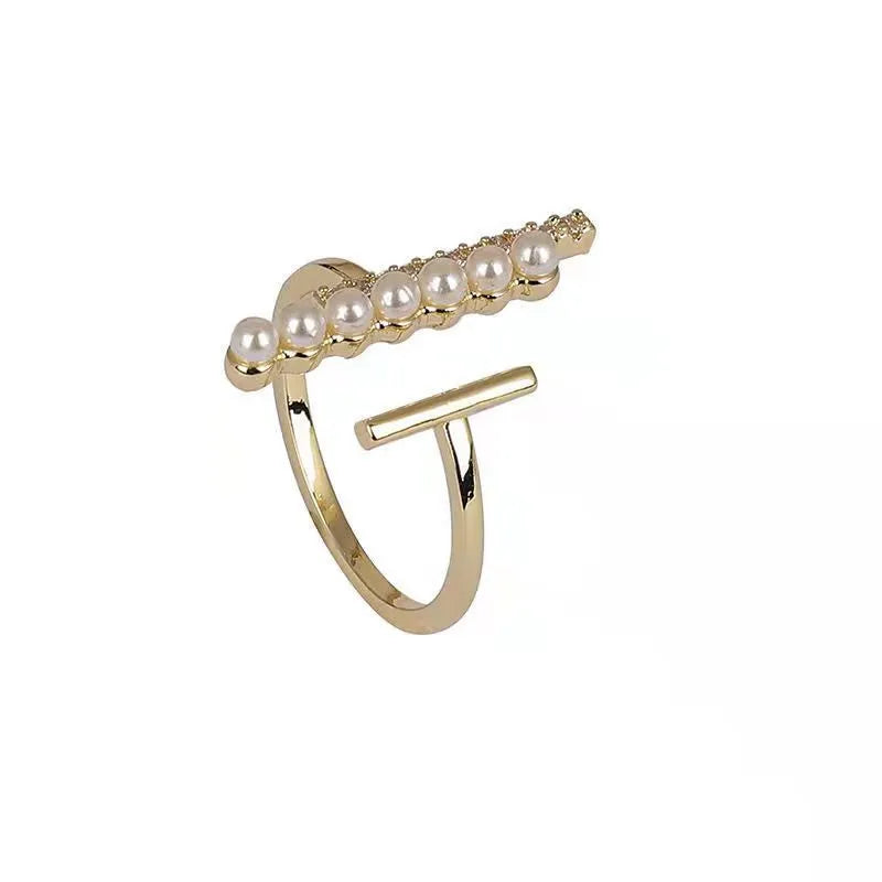 Gold geometric copper ring for women, high-grade light luxury design