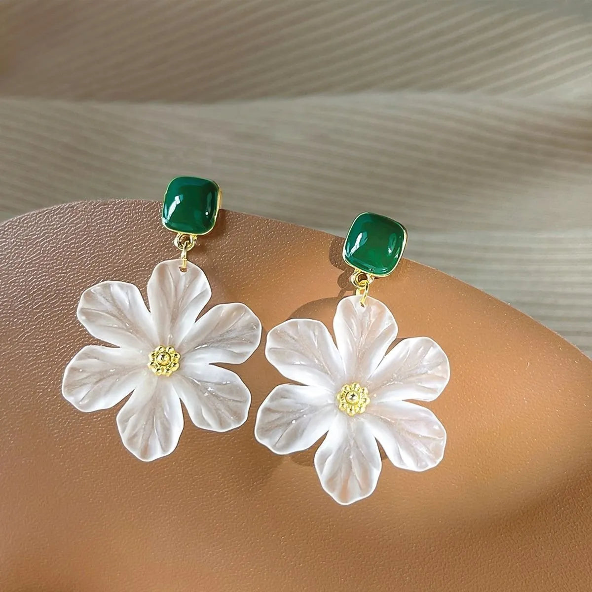 Dark green needle flowers sweet earrings in sterling silver alloy for women