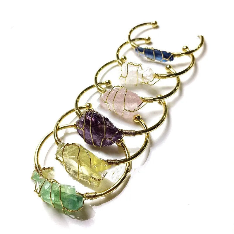 Natural crystal unshaped bracelet with gold winding, geometric rough stones, mixed colour finish, unisex design