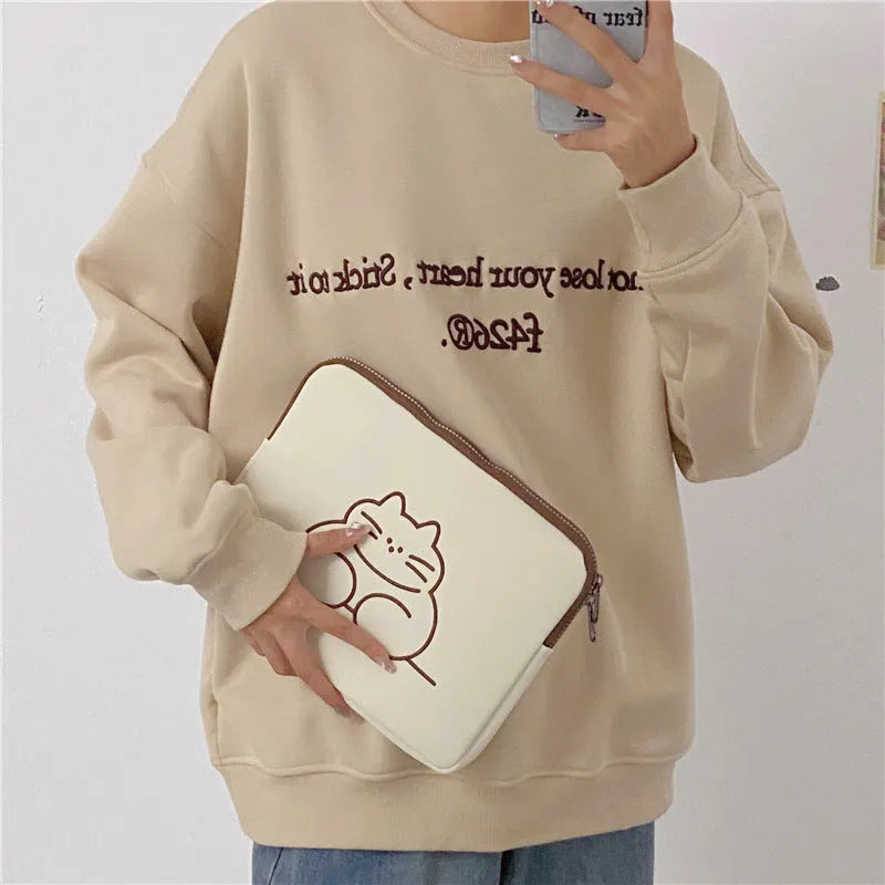 Embroidered cat design tablet protective sleeve with zipper opening in nylon material