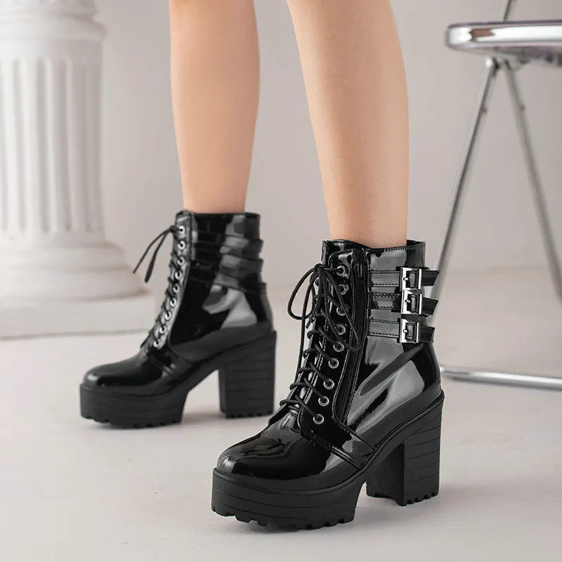 Women's black thick heel ankle boots with front lace-up and round toe
