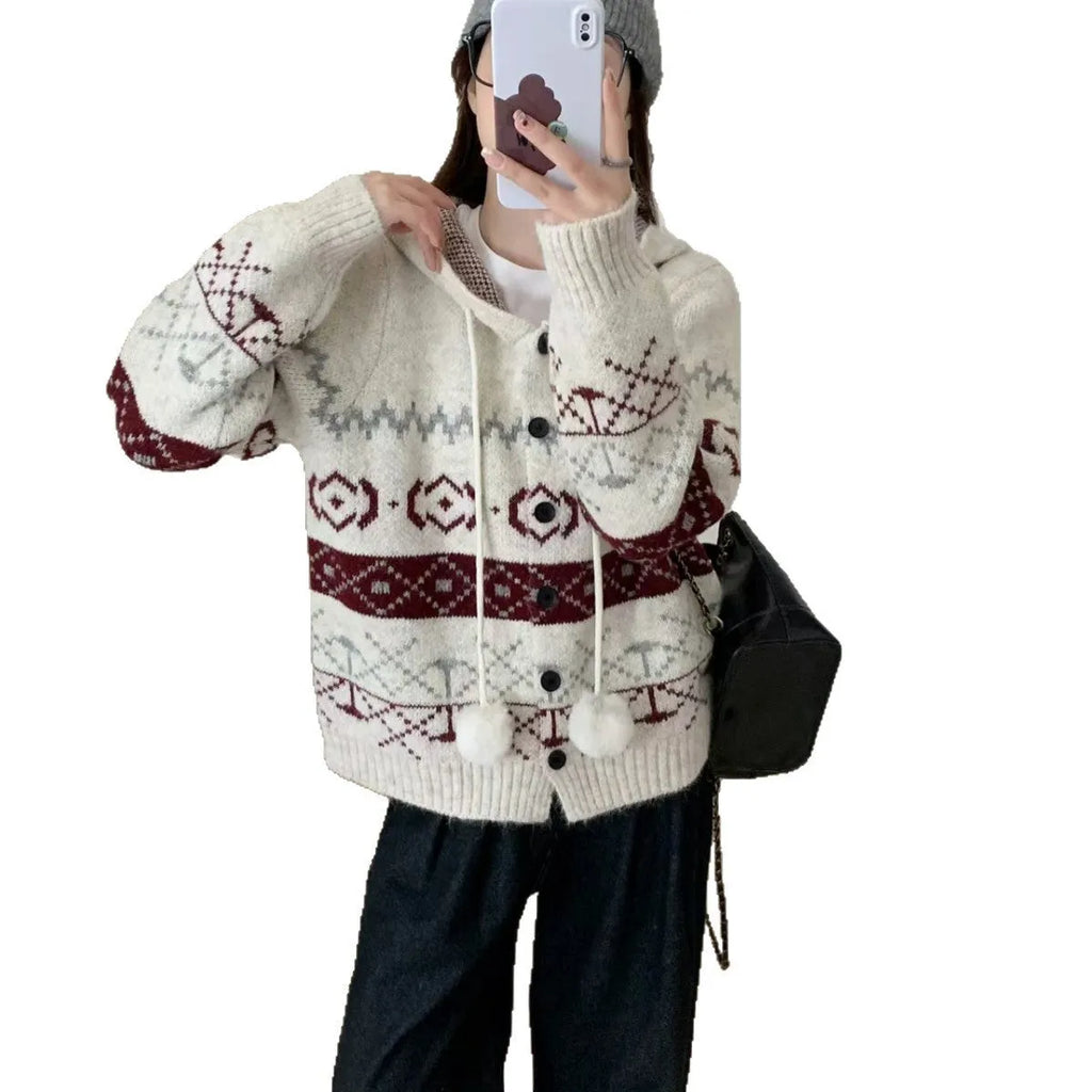 Women's plus size brocade sweater coat with geometric pattern in loose style