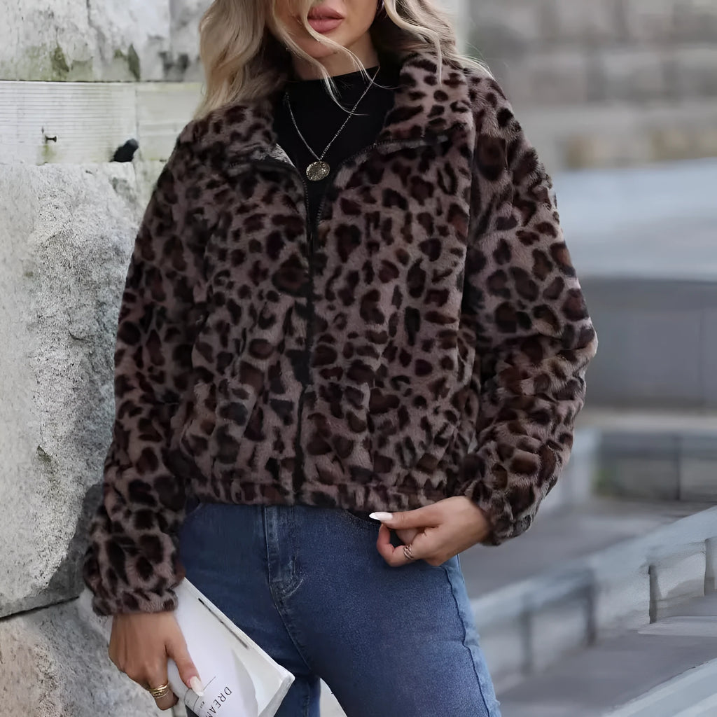 Women's loose fit leopard print plush coat with zip front and raglan sleeves