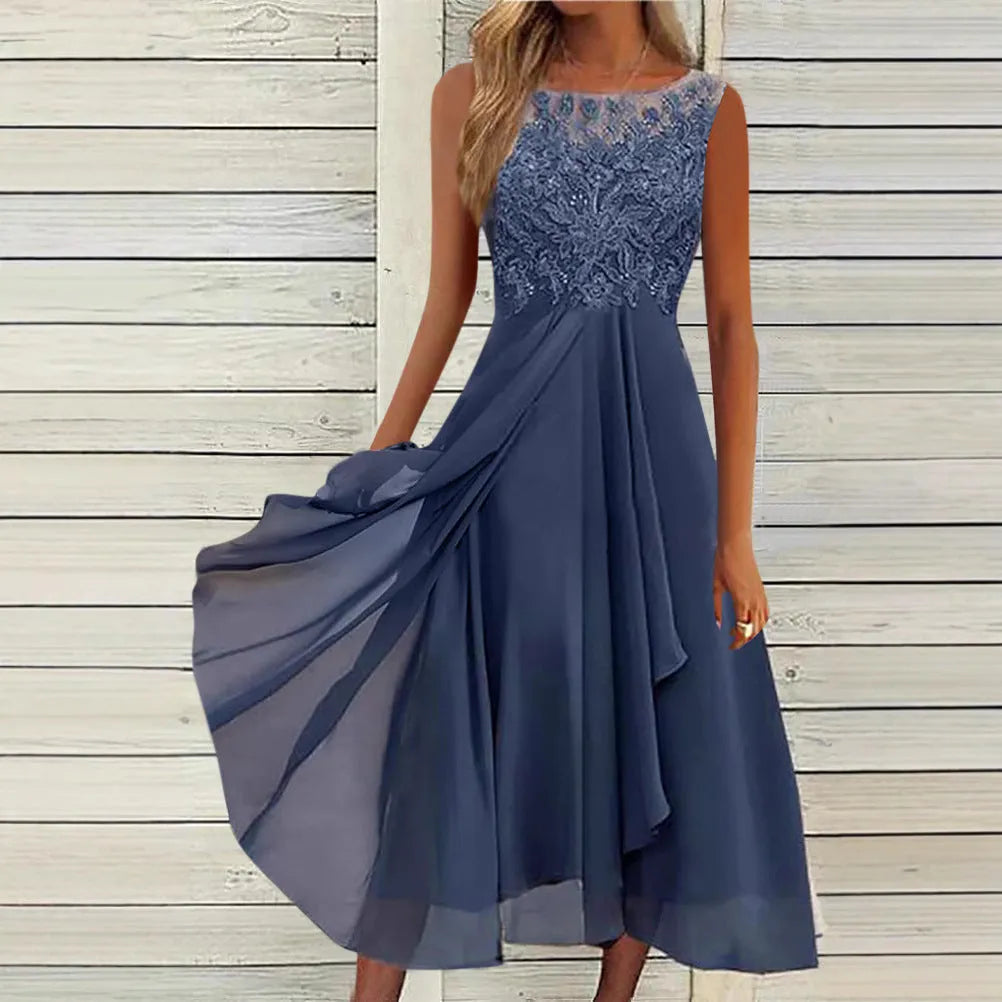 Women's sleeveless chiffon dress with hollow-out lace stitching in green colour