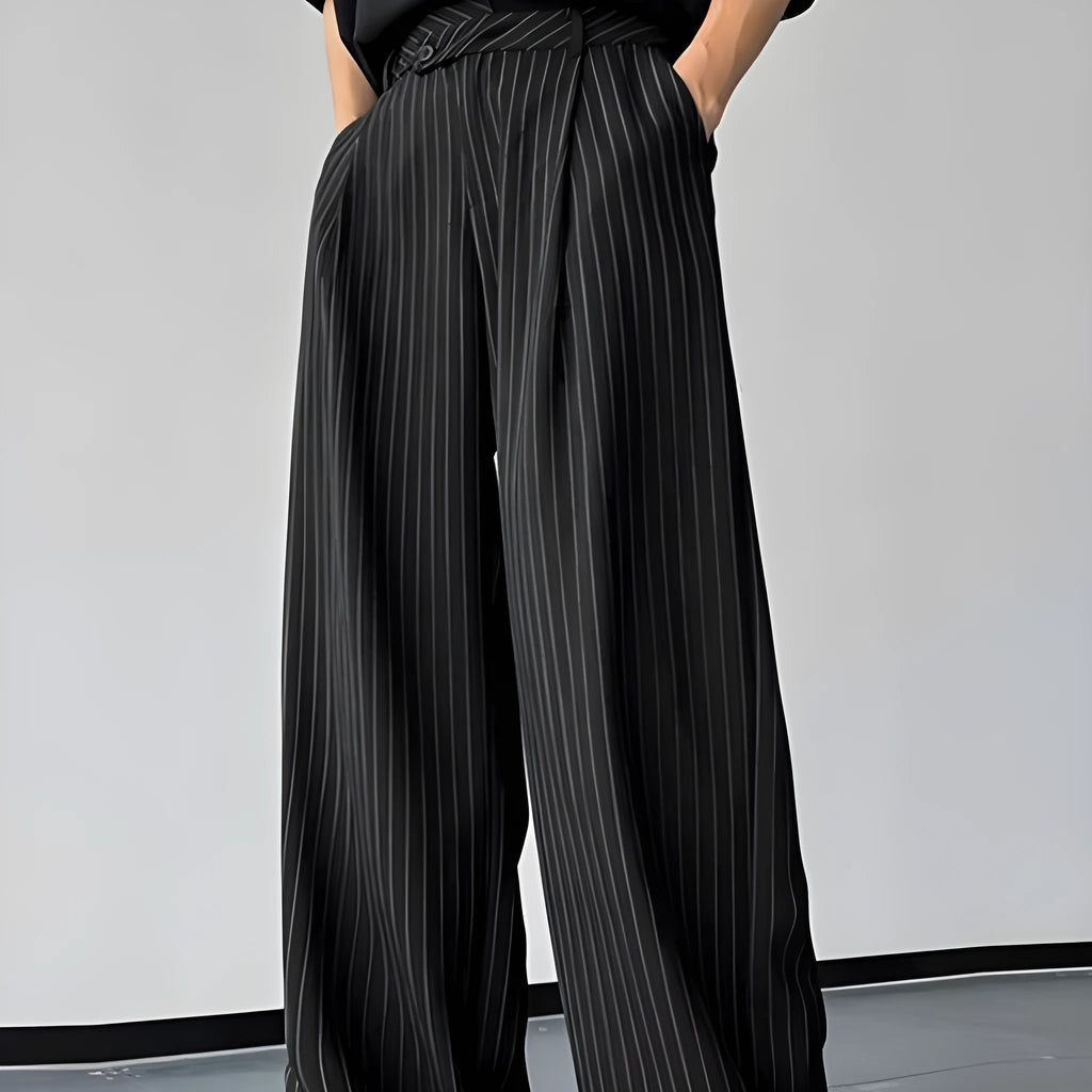 Black vertical striped pleated men's casual trousers with high elasticity fabric