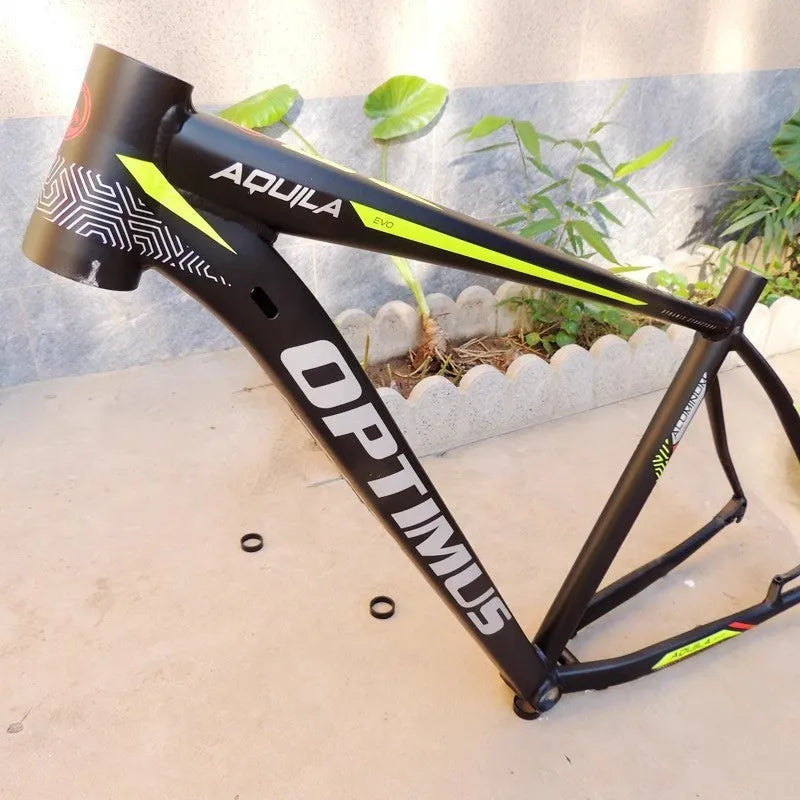 29-inch black-green aluminium mountain bike frame with disc brake mounts and inner cable routing
