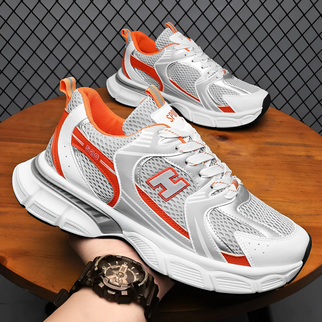 Men's solid colour mesh running shoes with plastic sole in sizes 39-45