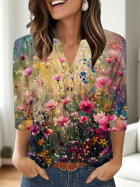 Women's loose fit V-neck T-shirt with 3D printed pattern in Korean casual style