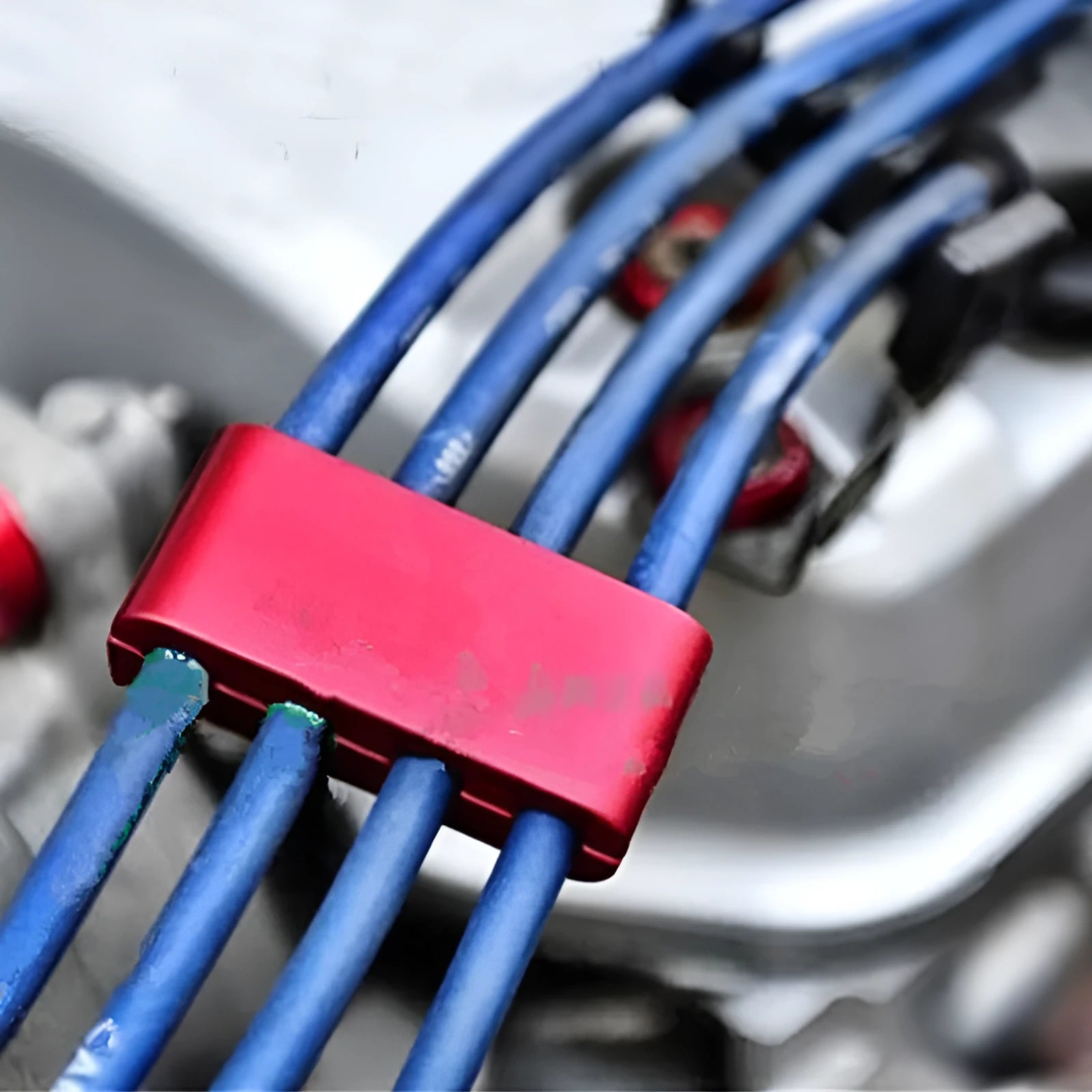 Three-piece metal car modification fastening clamp in six colour options