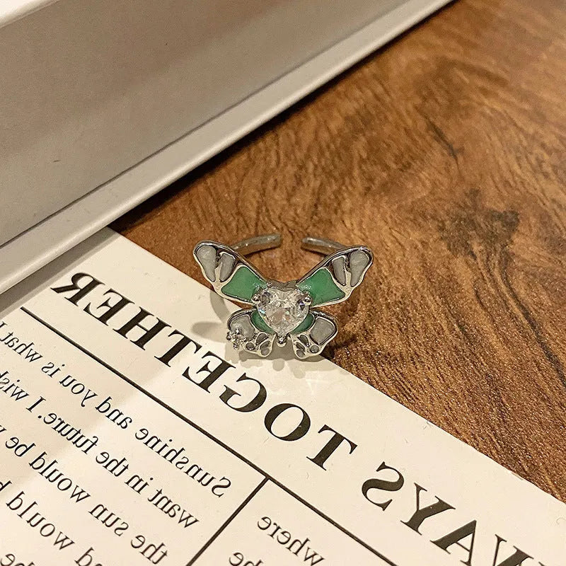 Chinese butterfly design women's ring in polished copper with oil drip texture