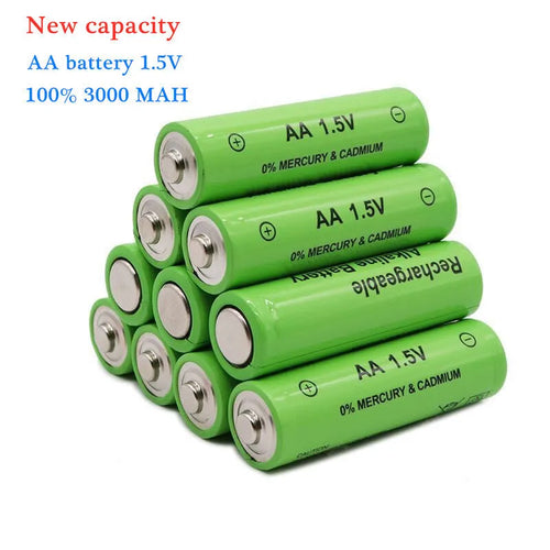 Green AA size alkaline rechargeable battery with 3000mAh 1.5V labelling.