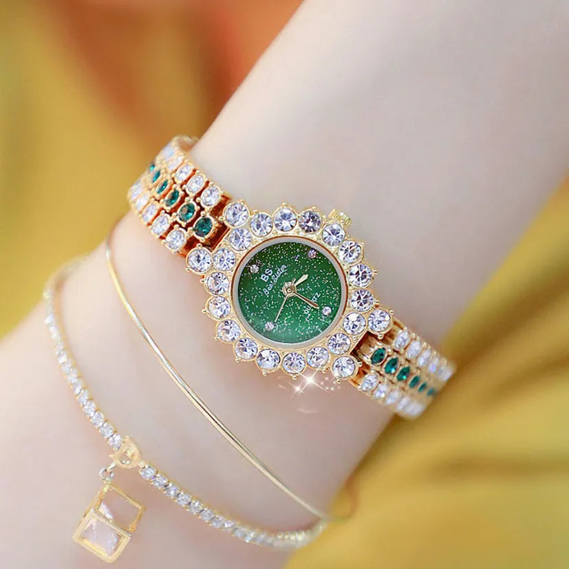 Women's multicolour quartz watch with stainless steel bracelet, alloy case, 8mm thickness